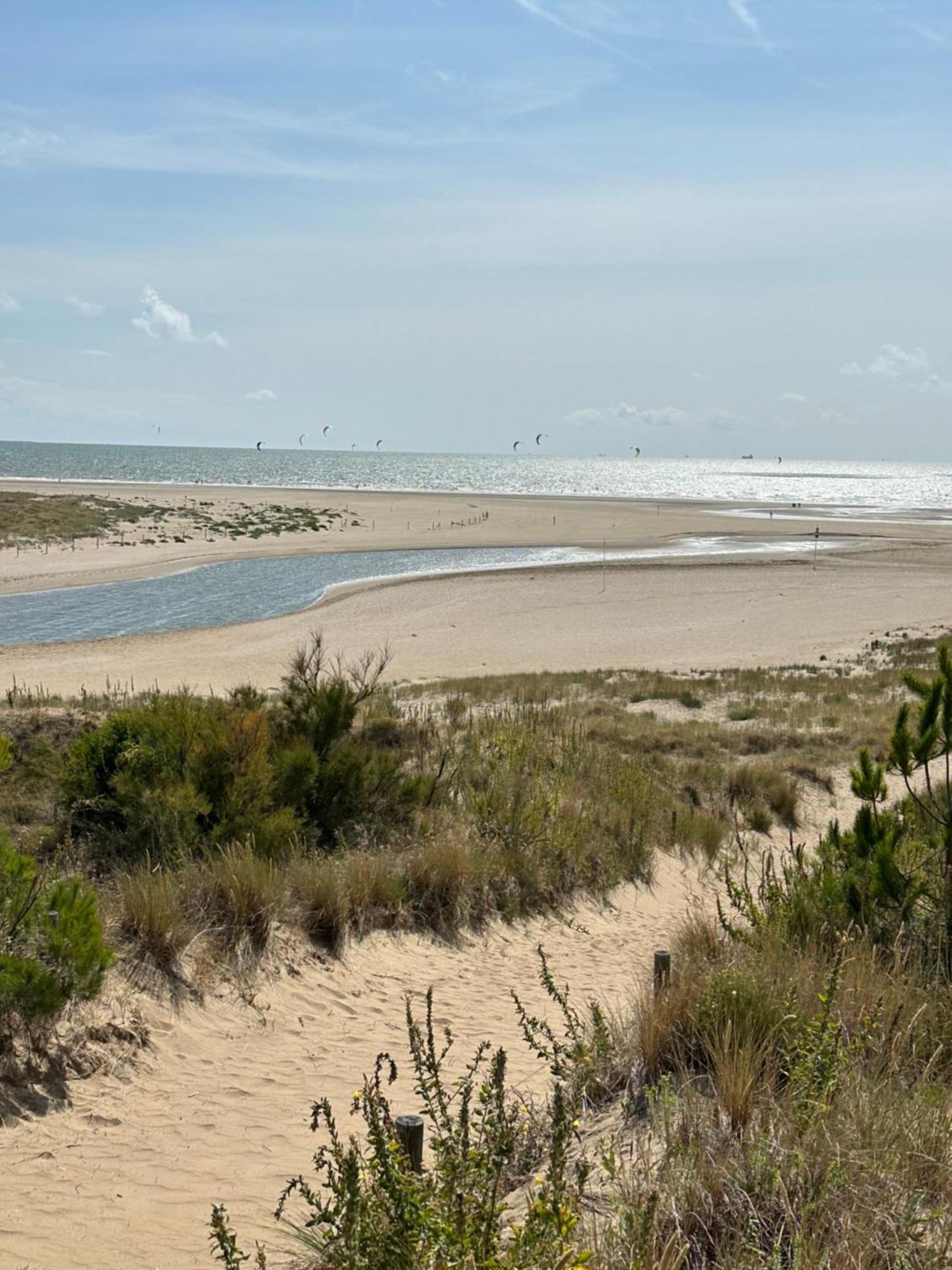 Appartement Au Bord De Mer Saint-Brévin-les-Pins Exteriör bild